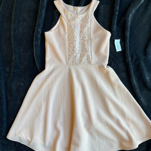 Badgley Mischka Other - Belle Badgley Mischka Halter Dress with Sequin Accent Peach Girl's Size 12 NWT